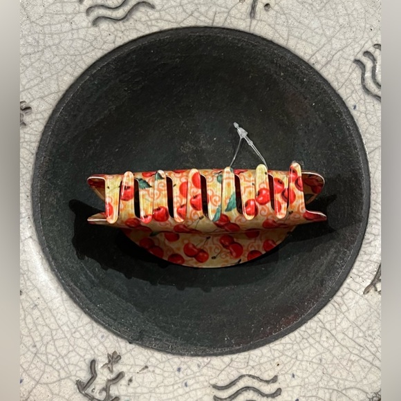 NWT Free People Well Traveled Claw Clip - Picture 9 of 10